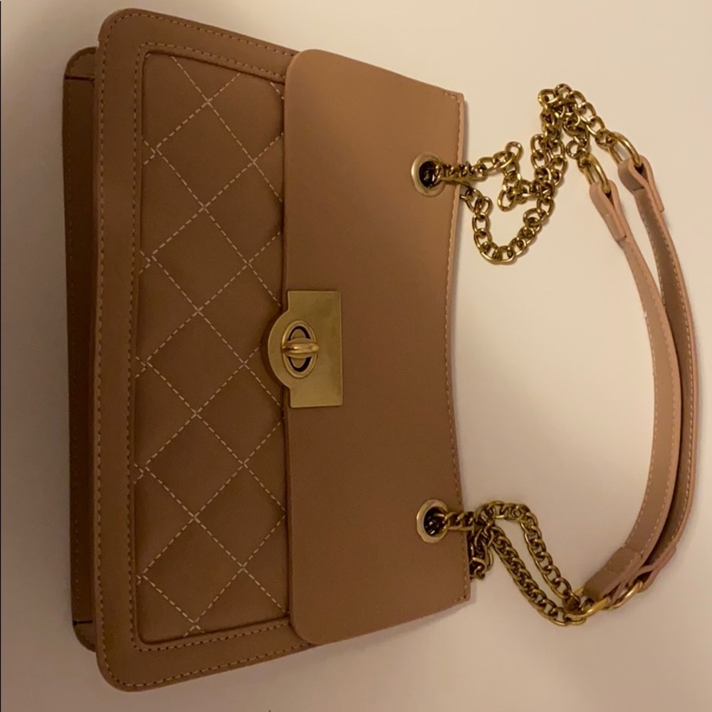 Crossbody light brown purse